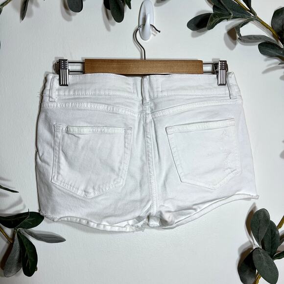 DL1961 White Renee Maternity Shorts LAST CALL - Picture 3 of 5